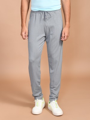 SKYKNIT Solid Men Silver Track Pants