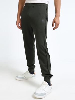 Glitchez Solid Men Dark Green Track Pants
