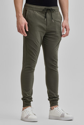 Snitch Solid Men Green Track Pants