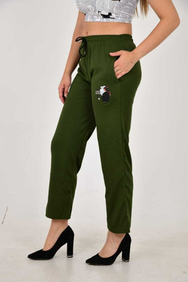 Romaan Fashion Solid Women Green Track Pants