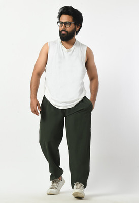 manra Solid Men Green Track Pants