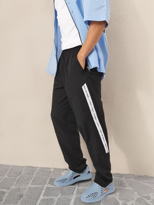 Kook N Keech Solid Men Black Track Pants