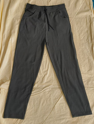 FRELURO Self Design Men Green Track Pants