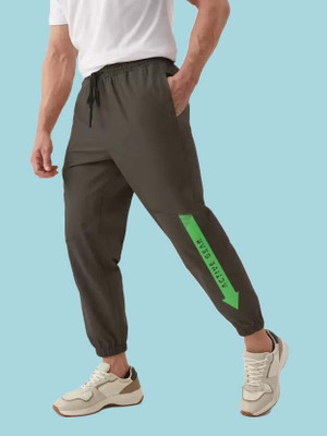 Jump Cuts Printed Men Green Track Pants