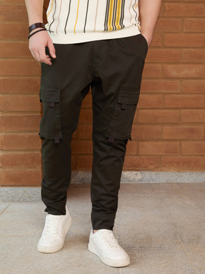 WROGN Solid Men Green Track Pants
