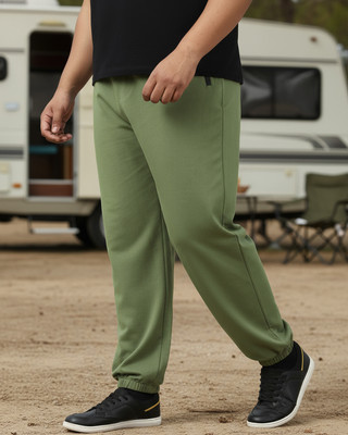 BEWAKOOF Solid Men Green Track Pants