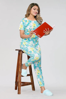 Shiyawase Printed Women Track Suit