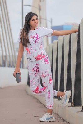 SAKARMAA Women Ombre/Dyed White, Pink Top & Pyjama Set