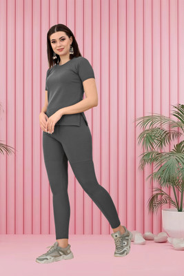 HouseOfCommon Solid Women Track Suit