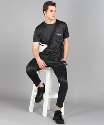 Preen Solid Men Track Suit