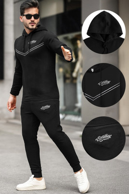 BLIVE Printed Men Track Suit