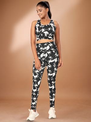 POOJARAN Printed Women Track Suit