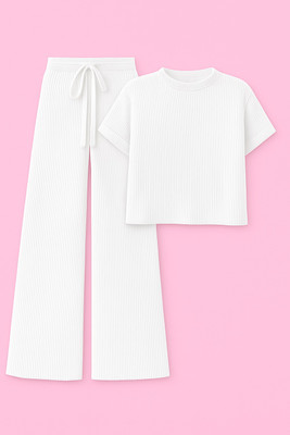 Yuvraah Solid Women Track Suit