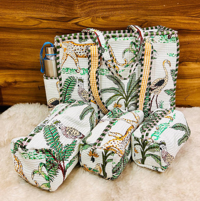 Craftwellstudio Cosmetic Pouch(White)