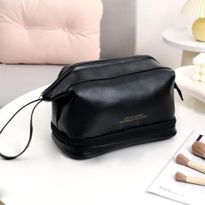 MOMISY Women's Cosmetic Travel Bag, Makeup Storage Organizer Divider Travel Toiletry Kit(Black)