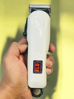 Shasma A386 (PROFESSIONAL HAIR TRIMMER) 2000 mAh Battery with LCD Battery Display Trimmer 300 min  Runtime 4 Length Settings(White)