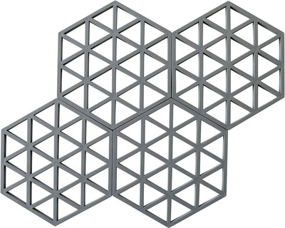 pepplo PVC Coaster Heavy-B2-Triangle-Grey_4,Pack of 4 Silicone Trivet(Pack of 4)