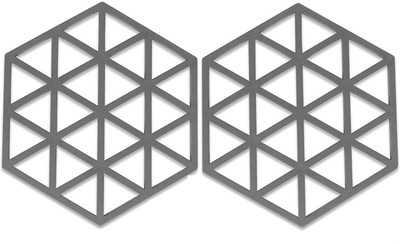 pepplo PVC Coaster Heavy-B2-Triangle-Grey_2,Pack of 2 Silicone Trivet(Pack of 2)