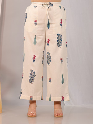 Aramya Comfort Fit Women White Trousers