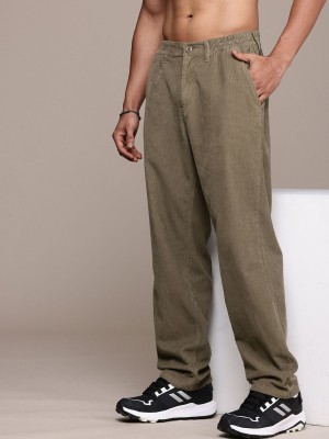 Roadster Straight Fit Men Green Trousers