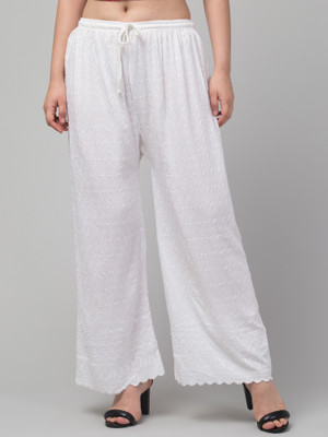 FamBee Relaxed Women White Trousers