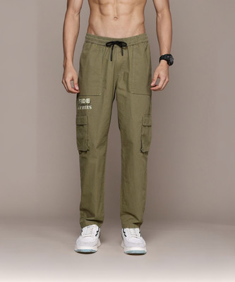 Roadster Loose Fit Men Green Trousers
