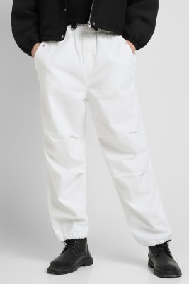 FOREVER 21 Relaxed Men White Trousers