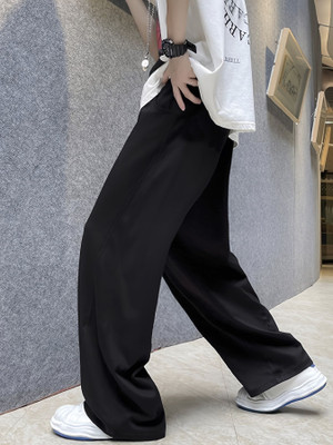 Dockstreet Loose Fit Men Black Trousers
