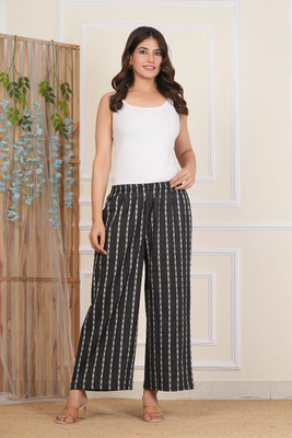 ROCKFAB Regular Fit Women Black Trousers