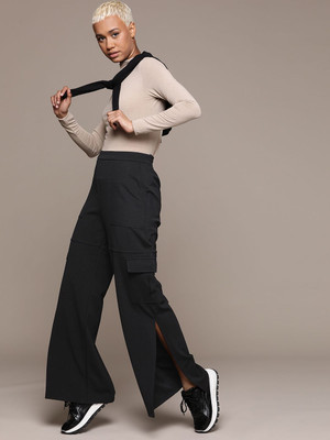 Roadster Relaxed Women Black Trousers