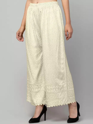 Unique Look Loose Fit Women Cream Trousers