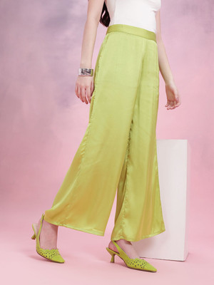 Dressberry Flared Women Green Trousers