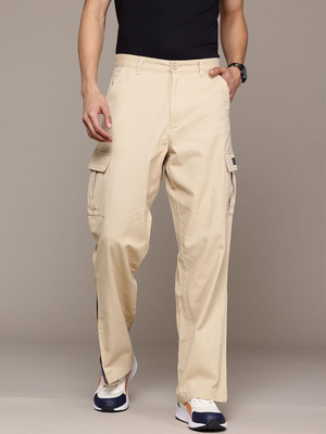 Roadster Relaxed Men Beige Trousers