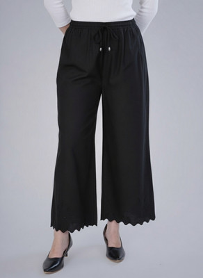 MM-21 Relaxed Women Black Trousers