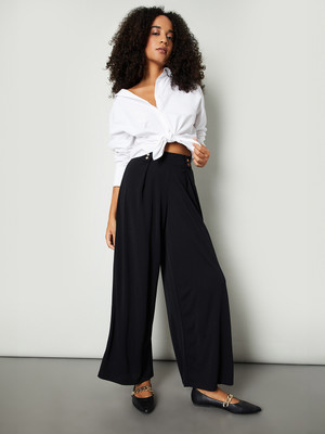 MAX Regular Fit Women Black Trousers