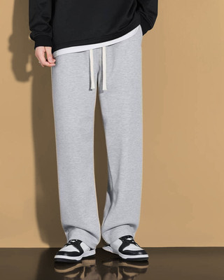 Fedelta Relaxed Men Grey Trousers