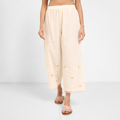 Rangmanch by Pantaloons Regular Fit Women White Trousers