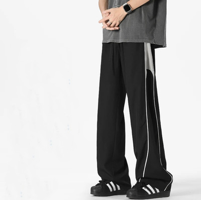 youngcash Loose Fit Men Black Trousers