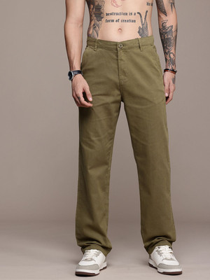Roadster Regular Fit Men Green Trousers