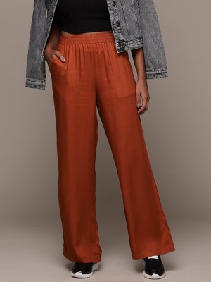 Roadster Relaxed Women Red Trousers