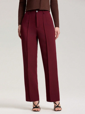 NUCOUTHS the style you love Regular Fit Women Maroon Trousers
