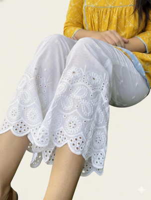 NYC FASHION Regular Fit Women White Trousers
