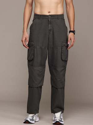 Roadster Loose Fit Men Black Trousers