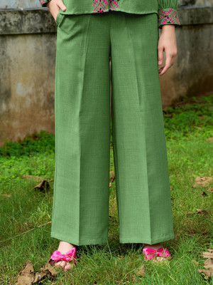 PURVAJA Regular Fit Women Green Trousers