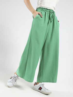 Sera Flared Women Green Trousers