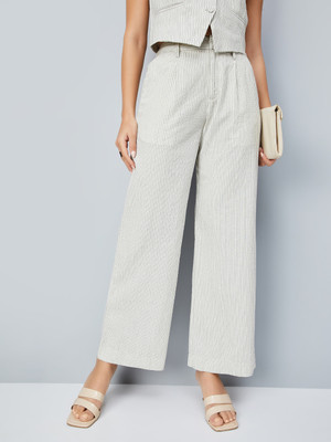 MAX Regular Fit Women Beige Trousers