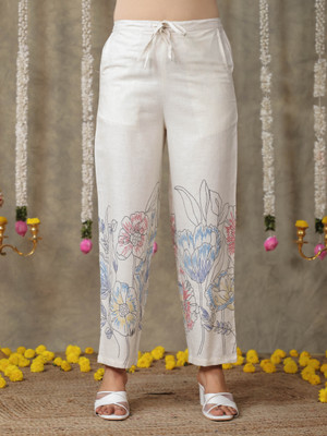 Aramya Comfort Fit Women White Trousers