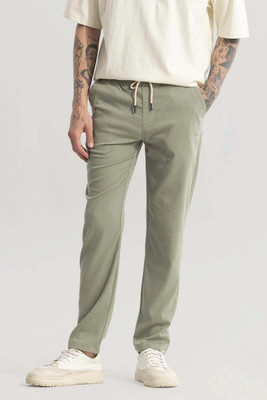 Snitch Regular Fit Men Green Trousers