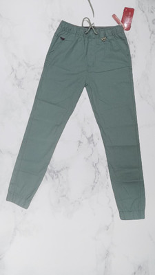qqffa Solid Men Green Track Pants