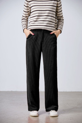 Rajovati Relaxed Women Black Trousers